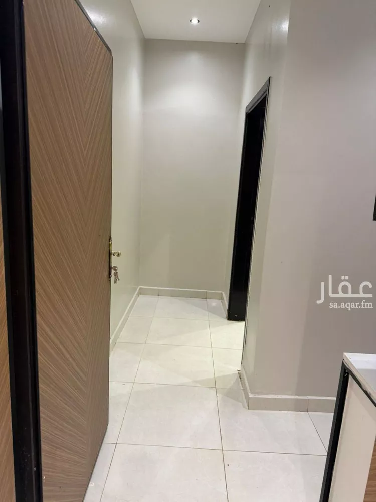 شقة للإيجار في شارع إسماعيل بن مبارك, حي الإزدهار, مدينة الرياض, منطقة الرياض صورة 4