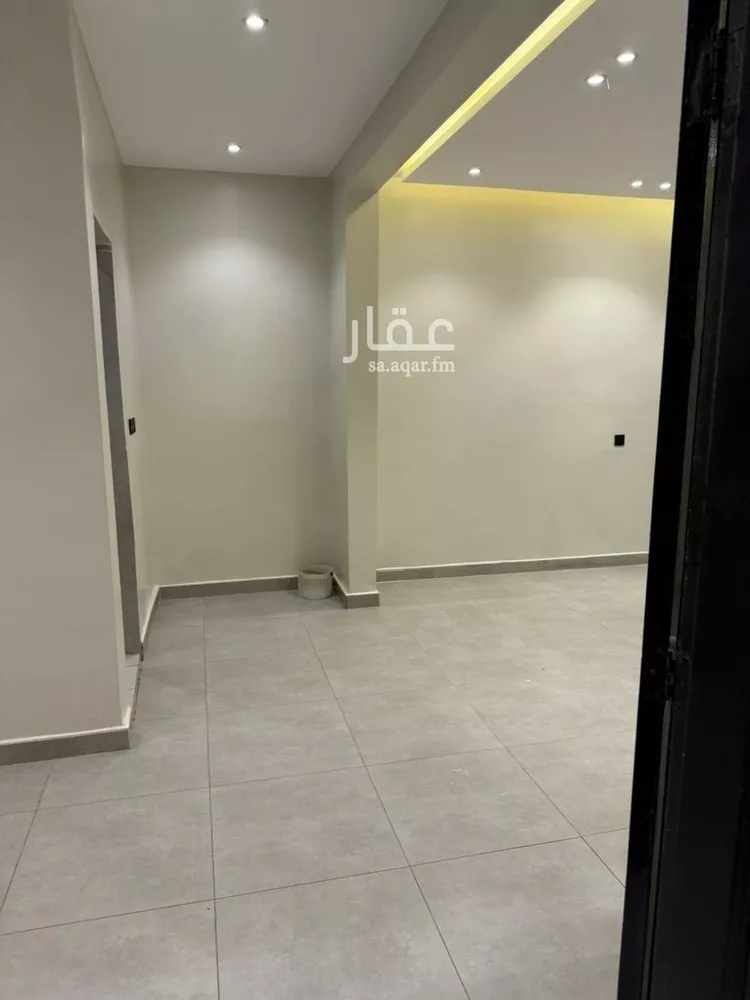 شقة للإيجار في شارع إسماعيل بن مبارك, حي الإزدهار, مدينة الرياض, منطقة الرياض 6