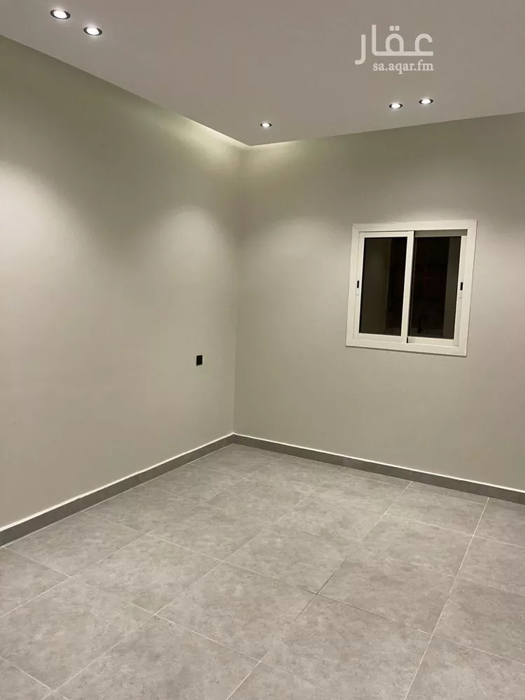 شقة للإيجار في شارع إسماعيل بن مبارك, حي الإزدهار, مدينة الرياض, منطقة الرياض 8