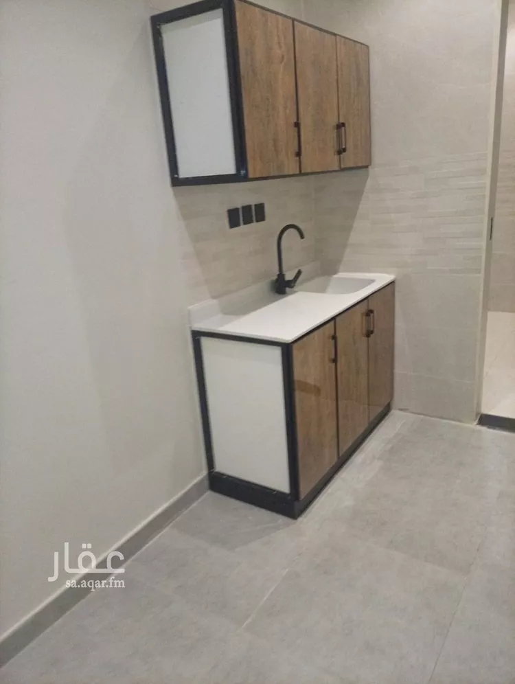 شقة للإيجار في شارع إسماعيل بن مبارك, حي الإزدهار, مدينة الرياض, منطقة الرياض صورة 3