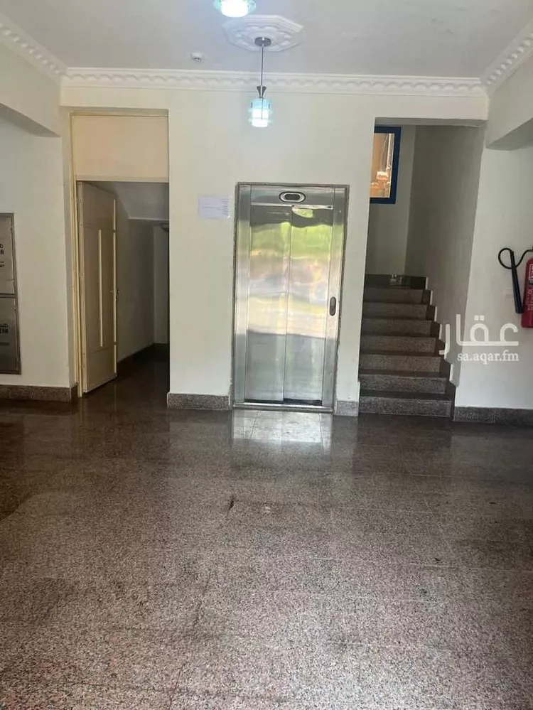 شقة للإيجار في شارع مشعل بن عبدالعزيز ، حي الخالدية 5 ، جازان ، منطقة جازان صورة 2