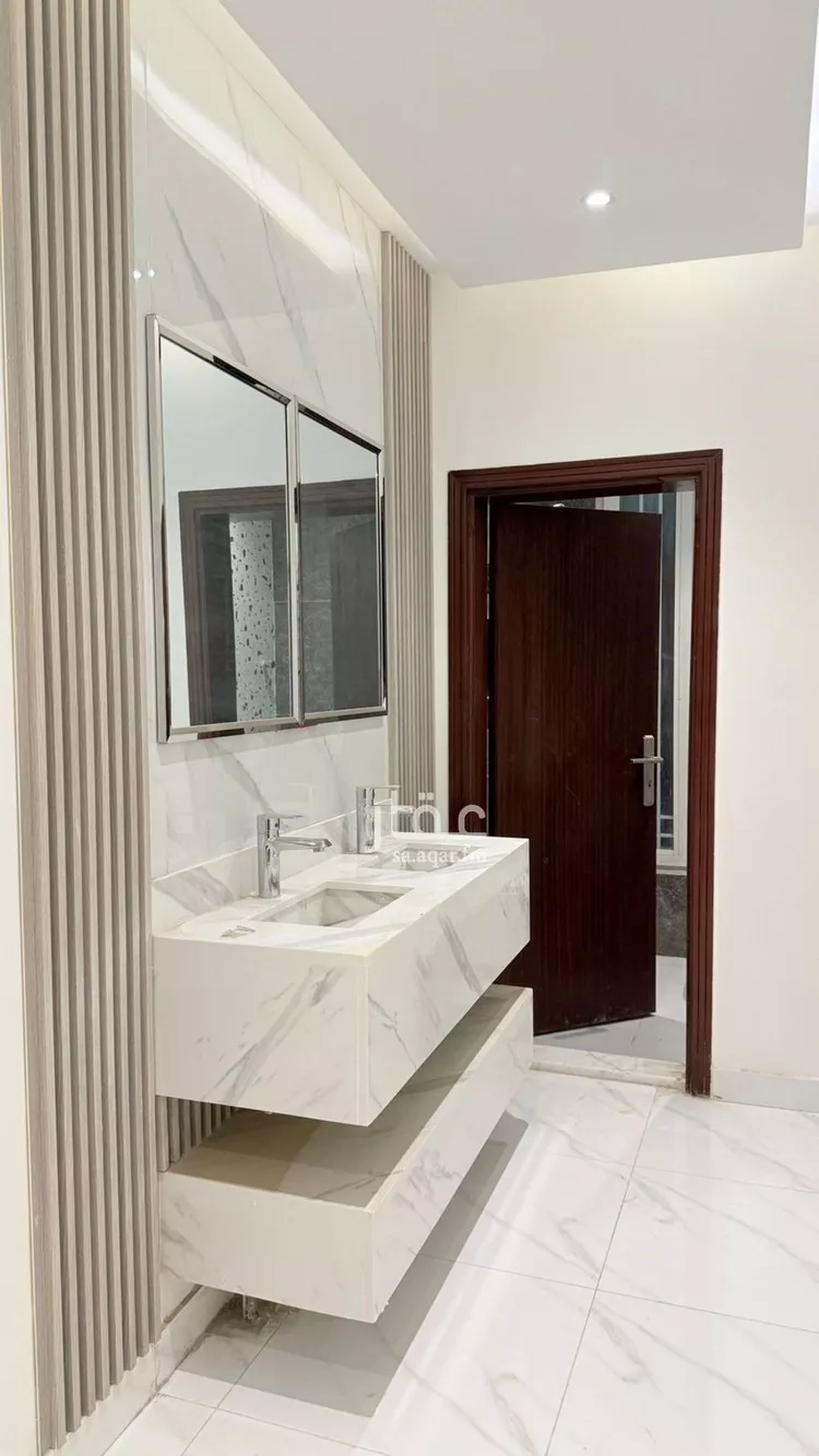 شقة للبيع في شارع حصين ابن حدير, حي مريخ, مدينة جدة, منطقة مكة المكرمة صورة 3