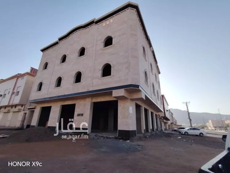 عمارة للإيجار في شارع عمرو الباهلي, حي الرانوناء, مدينة المدينه المنوره, منطقة المدينة المنورة صورة 3