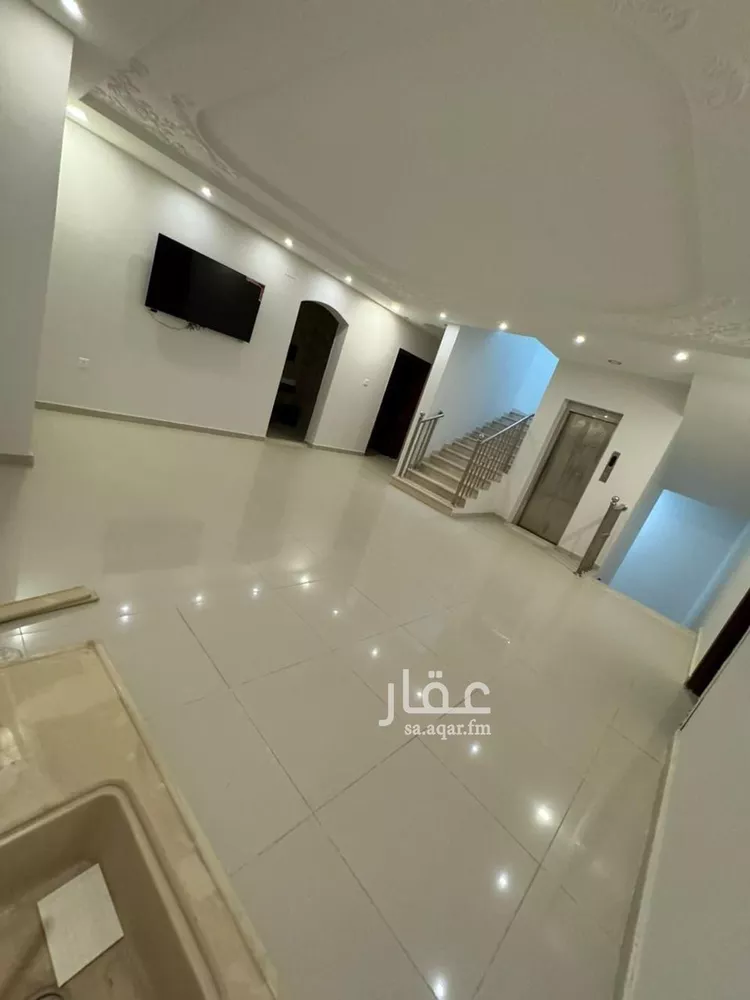 فيلا للبيع في شارع عبدالواحد ابن عبدالرحمن ابن هلال, حي أبوبريقاء, مدينة المدينه المنوره, منطقة المدينة المنورة