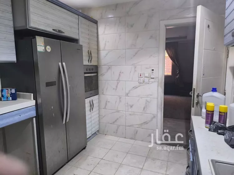 شقة للبيع في شارع عبيدالله البغدادي, حي الرانوناء, مدينة المدينة المنورة, منطقة المدينة المنورة 7