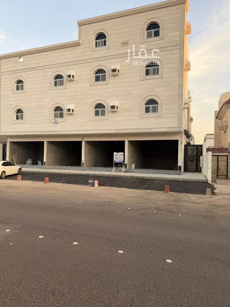 محل للإيجار في شارع عروه بن اسماء, حي القصواء, مدينة المدينة المنورة, منطقة المدينة المنورة صورة 3