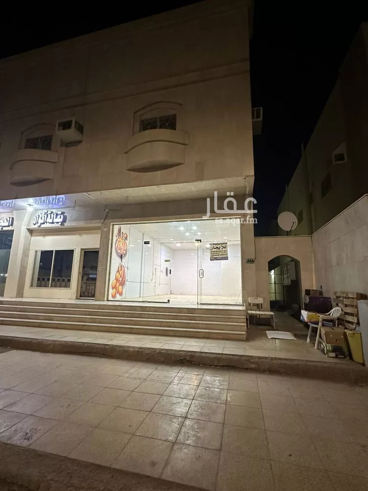محل للإيجار في شارع بجاد ابن عمير, حي القصواء, مدينة المدينة المنورة, منطقة المدينة المنورة صورة 3
