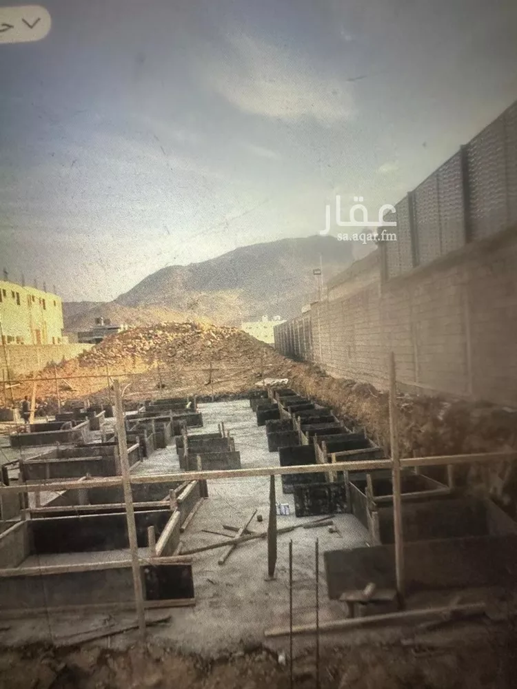 عمارة للبيع في شارع حفص ابن ابي بكر, حي جبل عير, مدينة المدينه المنوره, منطقة المدينة المنورة صورة 5