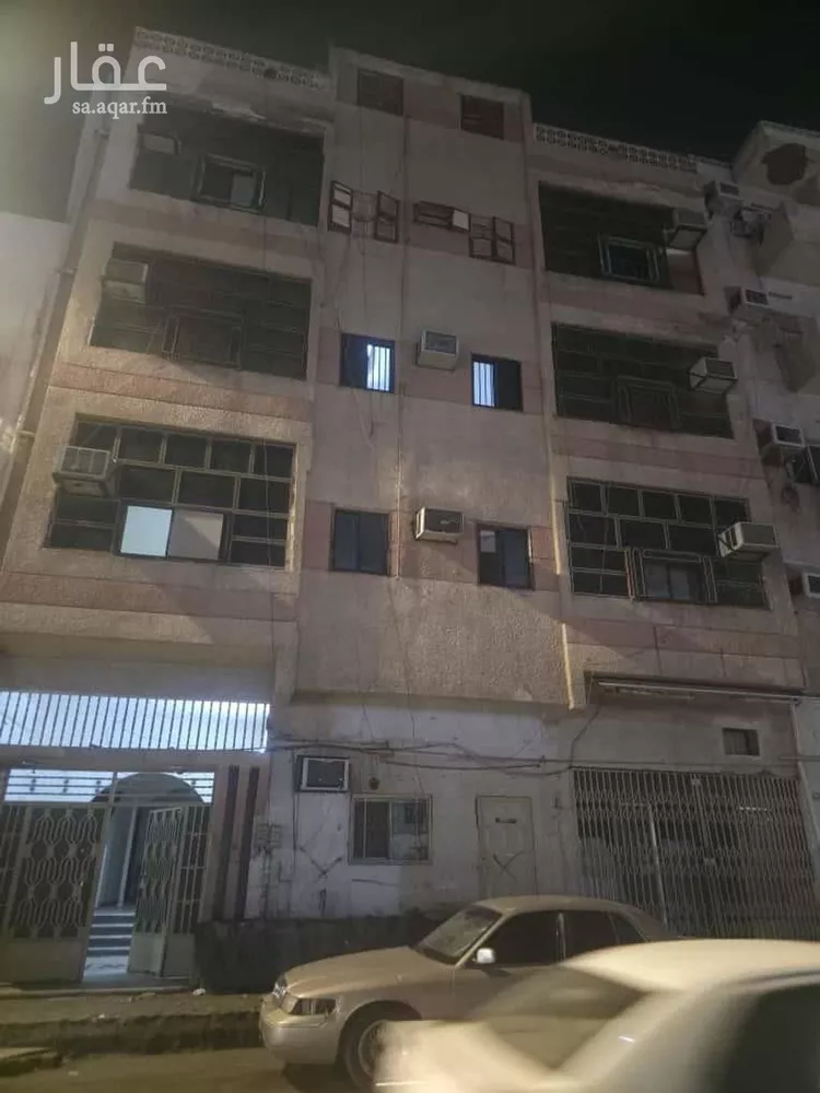 عمارة للبيع في شارع امرؤ القيس بن عدى, حي الجمعة, مدينة المدينة المنورة, منطقة المدينة المنورة