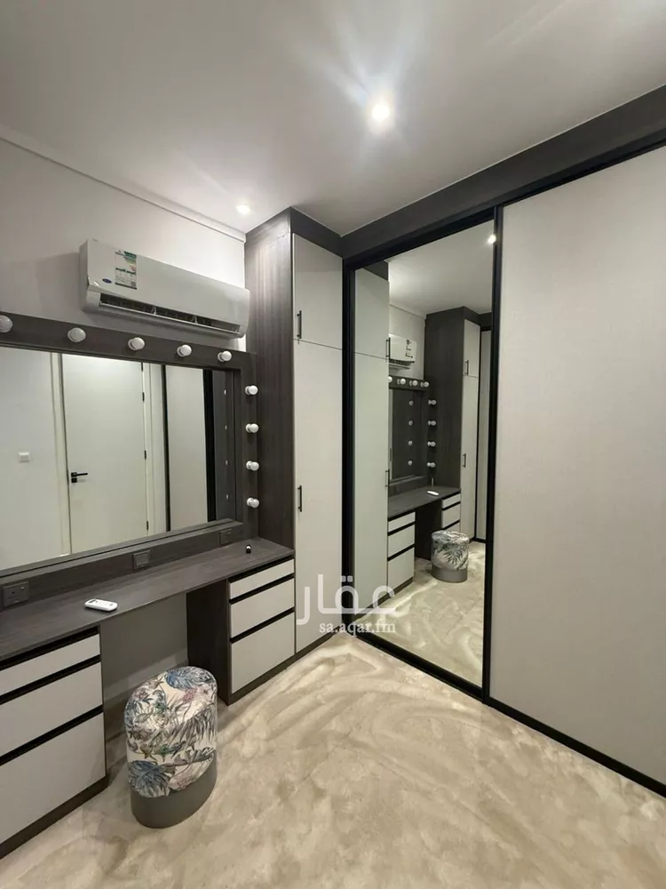 فيلا للإيجار في شارع الامير خالد ابن بندر ابن عبدالعزيز, حي النرجس, مدينة الرياض, منطقة الرياض 1 صورة