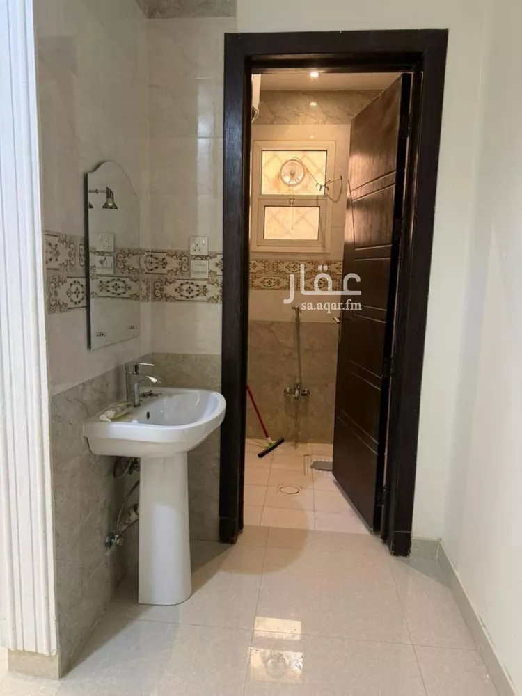 شقة للإيجار في شارع أحمد بن القاسم, حي المهدية, مدينة الرياض, منطقة الرياض صورة 3
