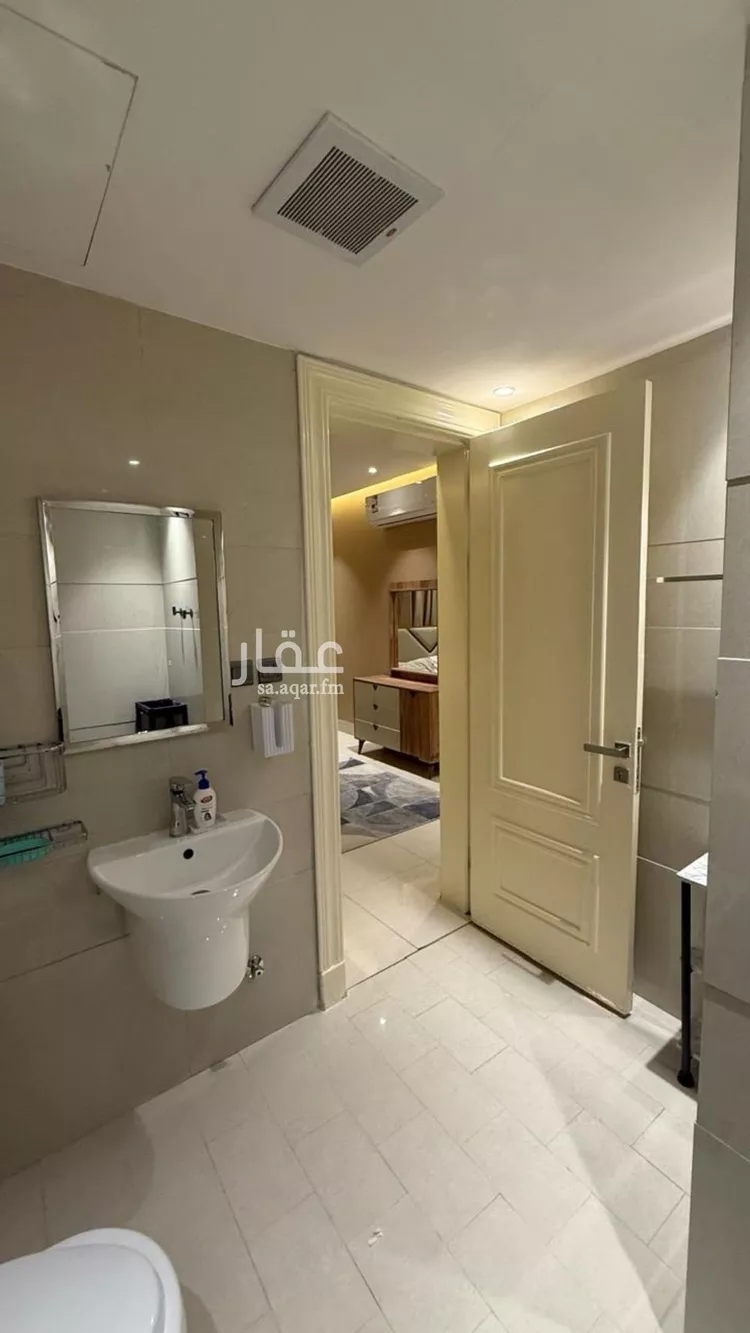 شقة للإيجار في شارع عبدالله بن علي العمودي, حي القيروان, مدينة الرياض, منطقة الرياض صورة 2