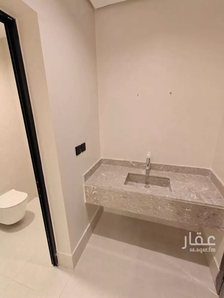 شقة للبيع في شارع الخليل بن احمد, حي الزهور, مدينة الدمام, المنطقة الشرقية 8