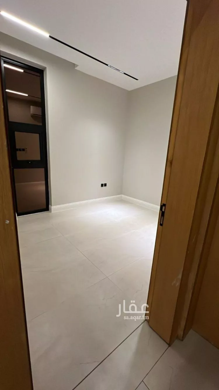 فيلا للإيجار في شارع عبدالله بوقري, حي العارض, مدينة الرياض, منطقة الرياض صورة 2