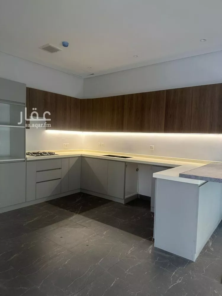 فيلا للإيجار في شارع عبدالله بوقري, حي العارض, مدينة الرياض, منطقة الرياض