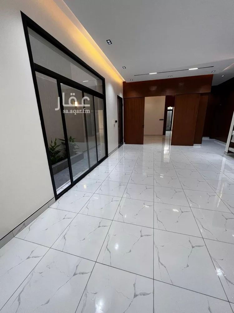 فيلا للبيع في شارع أبي طالب الكرخي, حي الخليج, مدينة الرياض, منطقة الرياض صورة 4