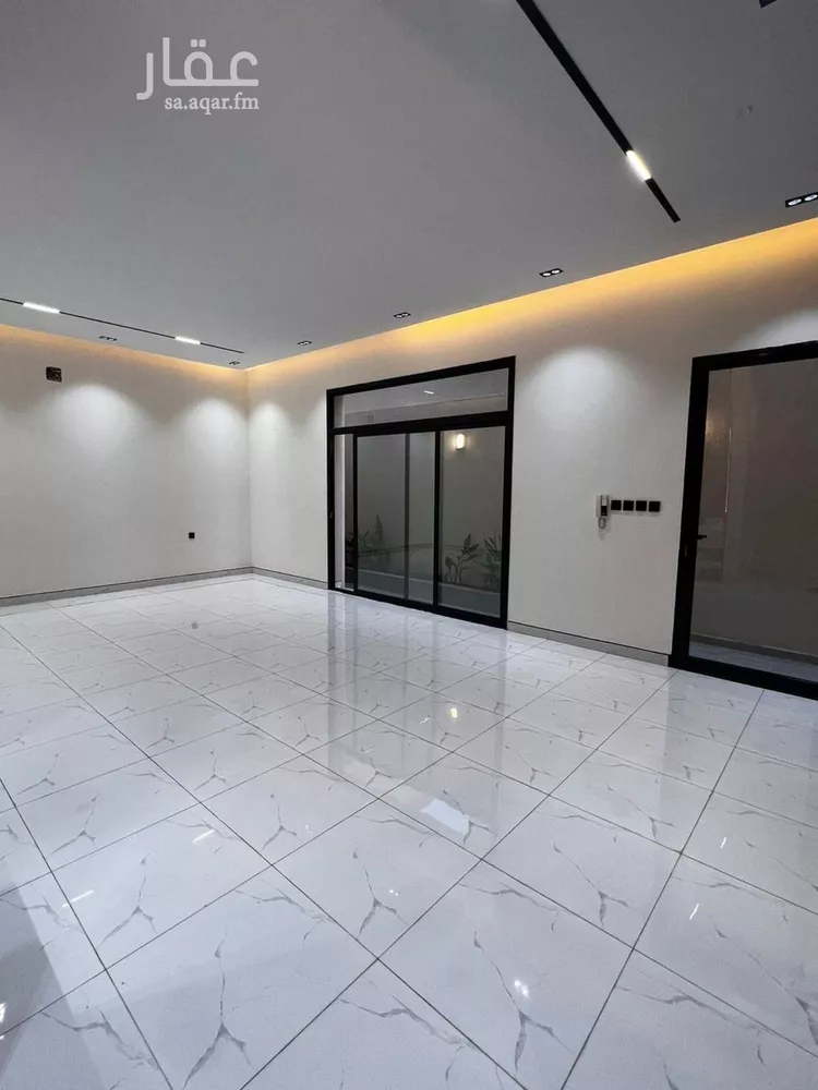 فيلا للبيع في شارع أبي طالب الكرخي, حي الخليج, مدينة الرياض, منطقة الرياض صورة 5