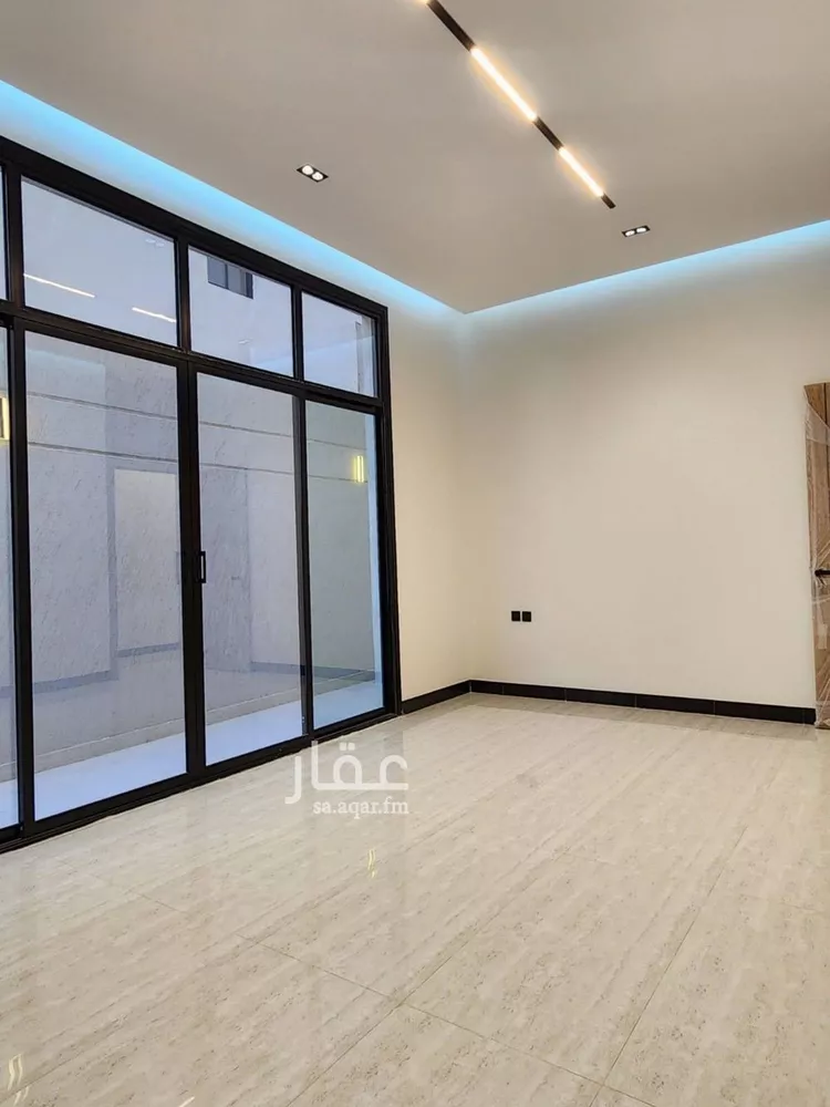 Villa for Sale in Riyadh Ar Rimal 7