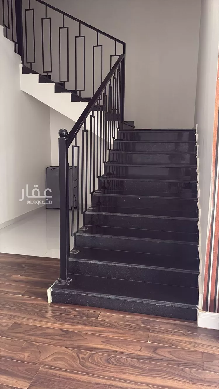 فيلا للإيجار في شارع عبيدالله الفقيه, حي الرمال, مدينة الرياض, منطقة الرياض صورة 3