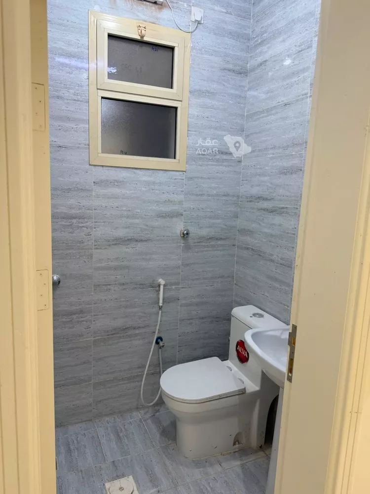 Studio for rent in Jeddah Ar Rawabi 3