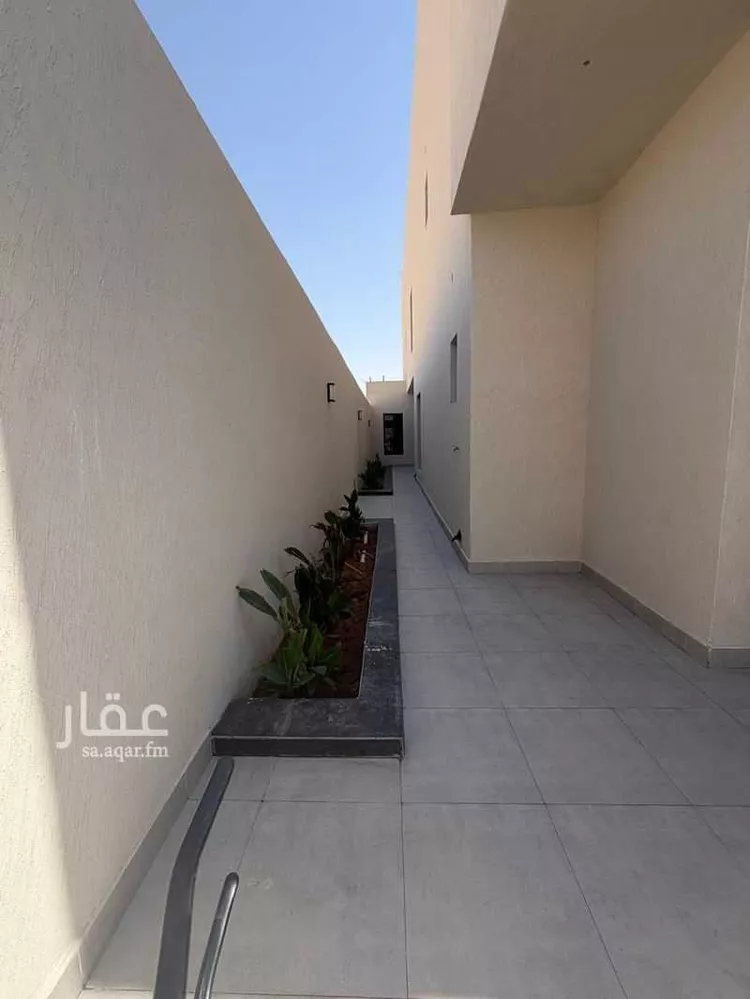 Villa for Sale in Riyadh An Nadhim 14