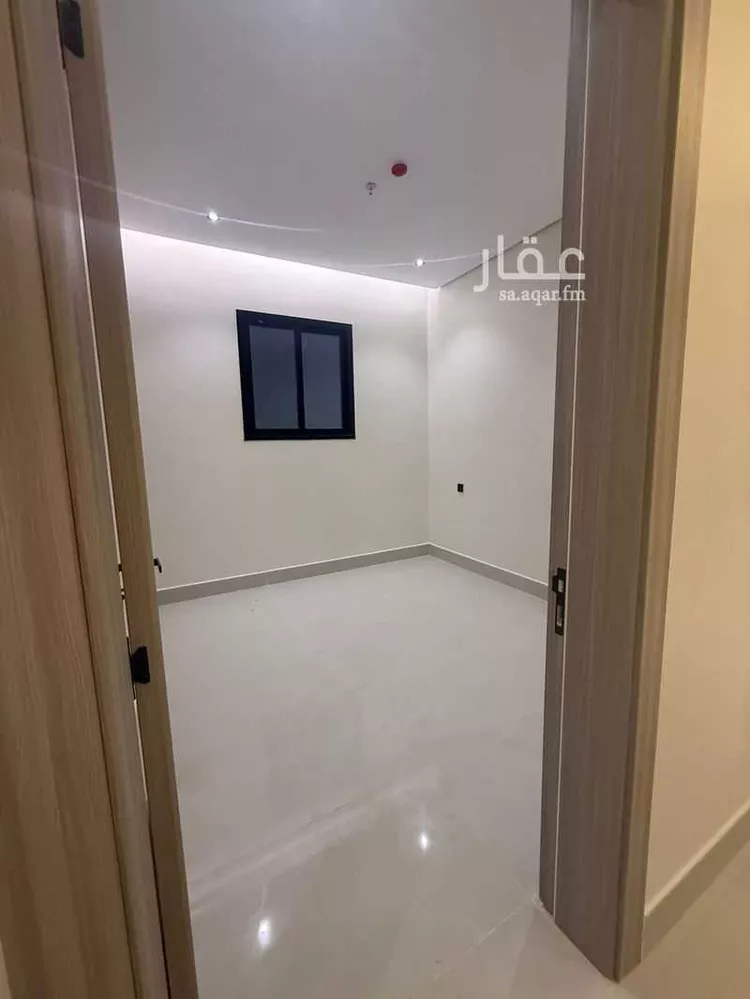 شقة للإيجار في شارع القيصومة, حي الحمراء, مدينة الخبر, المنطقة الشرقية
