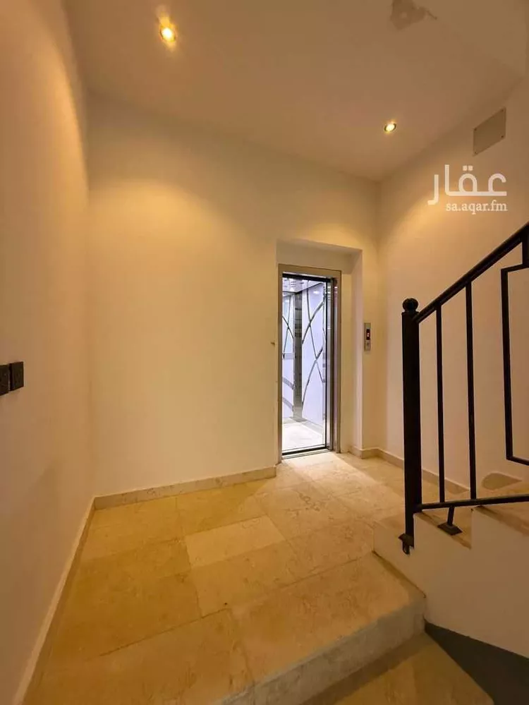 فيلا للبيع في شارع بركة بن نزار, حي الرمال, مدينة الرياض, منطقة الرياض صورة 2