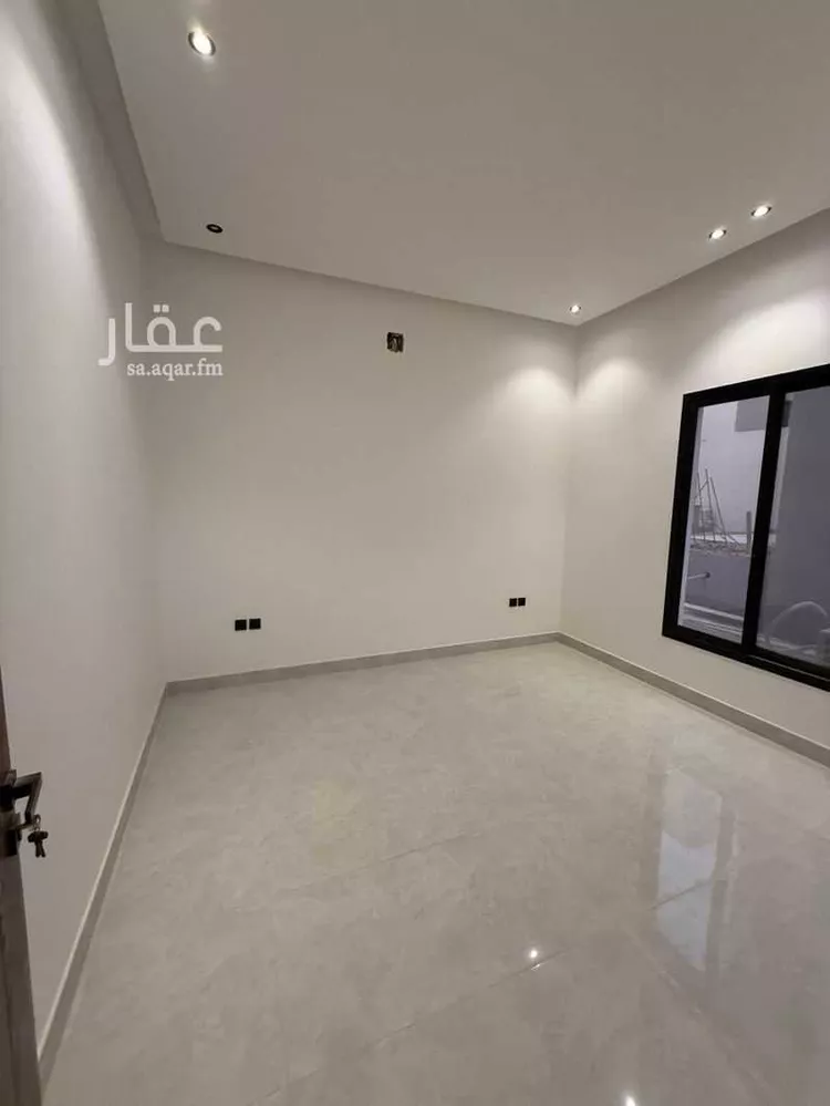 فيلا للبيع في شارع غياث ابن فارس, حي الرمال, مدينة الرياض, منطقة الرياض صورة 3