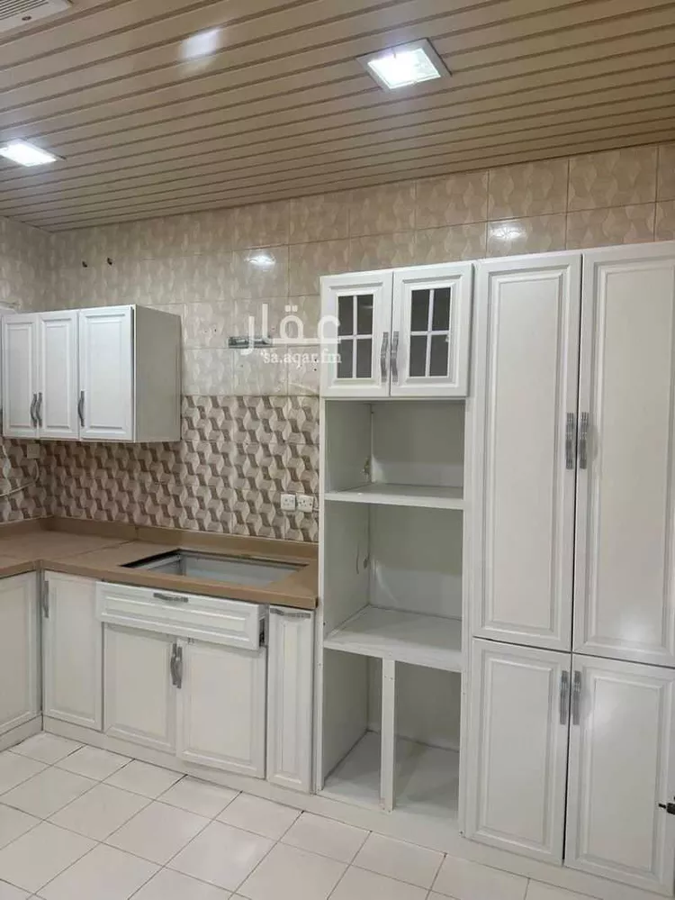 شقة للإيجار في شارع الزعفران, حي المعيزيلة, مدينة الرياض, منطقة الرياض 15