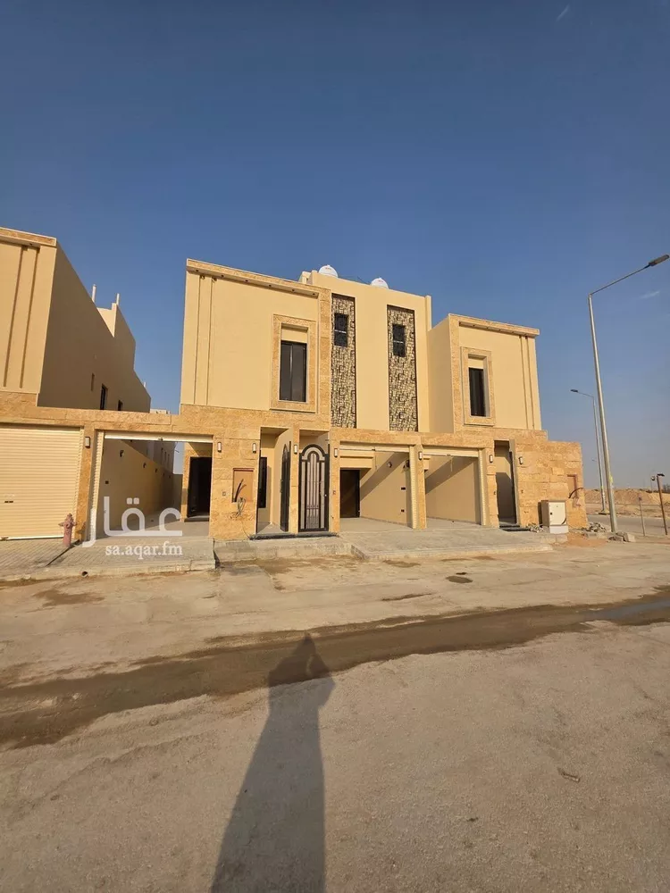 دور للبيع في شارع عيسى بن أبان, حي طيبة, مدينة الرياض, منطقة الرياض