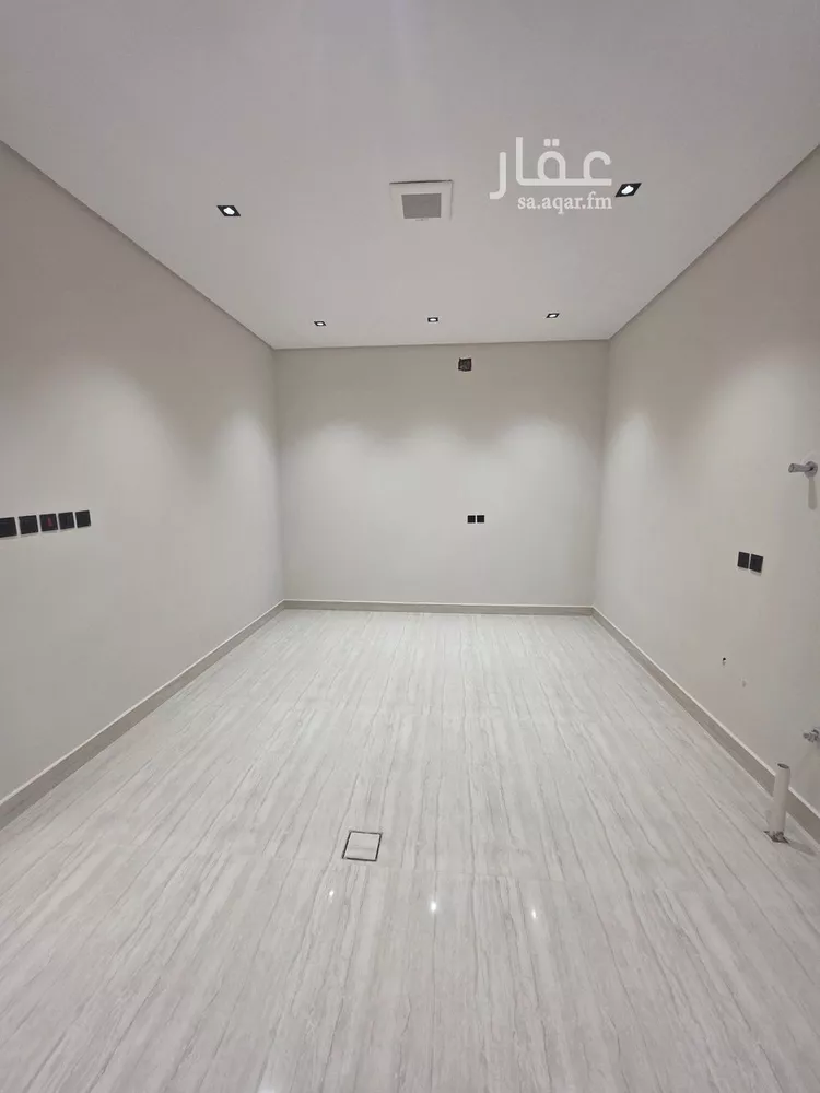 دور للبيع في شارع إسماعيل القسط, حي طويق, مدينة الرياض, منطقة الرياض صورة 5