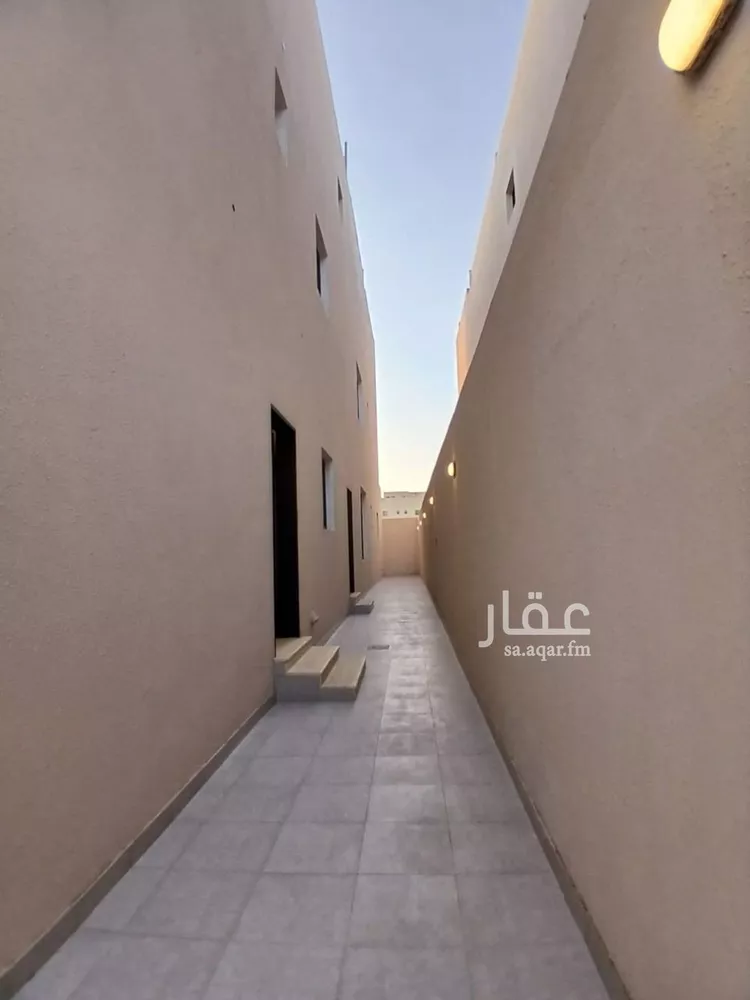 دور للبيع في شارع جبل الكفو, حي بدر, مدينة الرياض, منطقة الرياض صورة 4