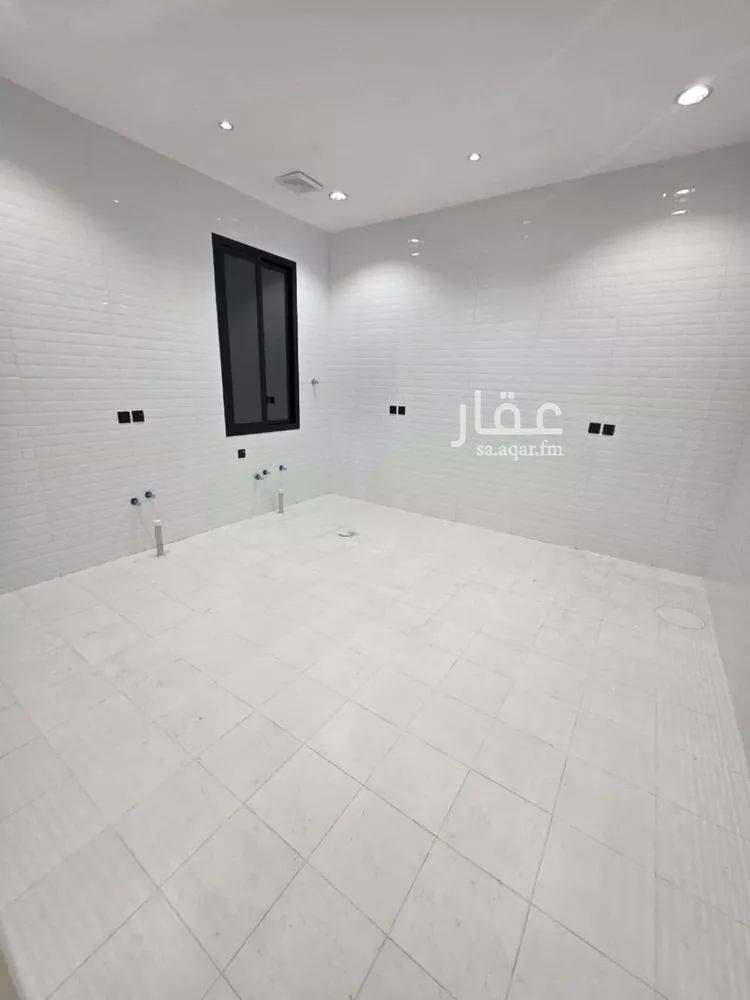 Floor for Sale in Riyadh Sultanah 9