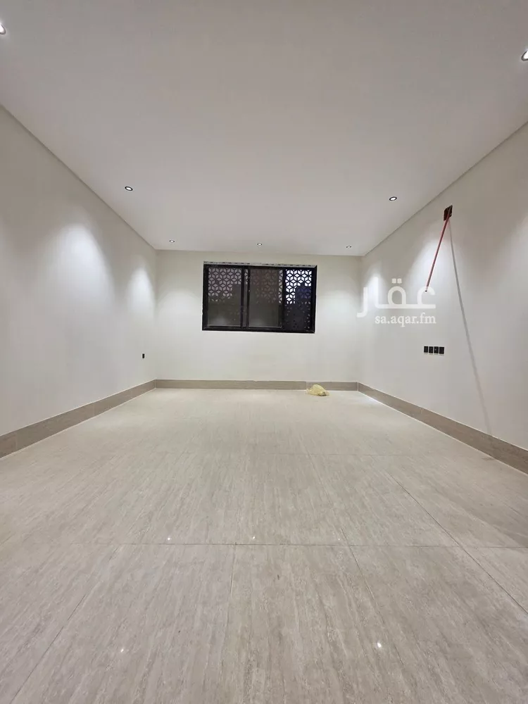 دور للبيع في شارع أحمد الطبري, حي طويق, مدينة الرياض, منطقة الرياض صورة 5