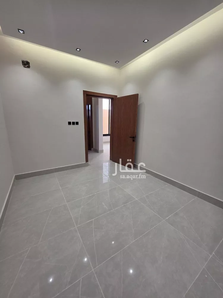 Floor for Sale in Riyadh Taiba 11