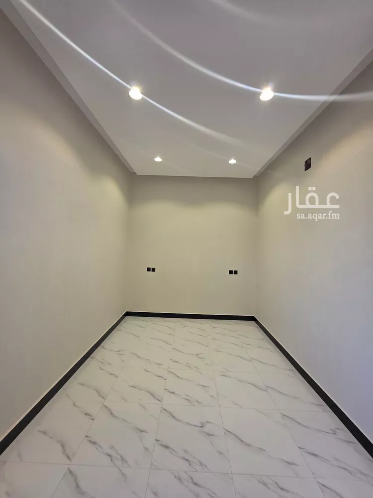 فيلا للبيع في شارع رقم 140, حي ظهرة لبن, مدينة الرياض, منطقة الرياض 24