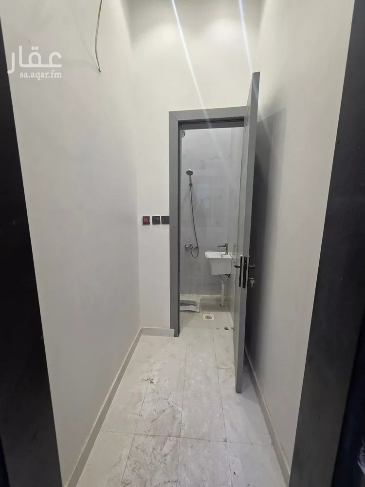 دور للبيع في شارع سليمان بن المحاربي, حي البيان, مدينة الرياض, منطقة الرياض 16