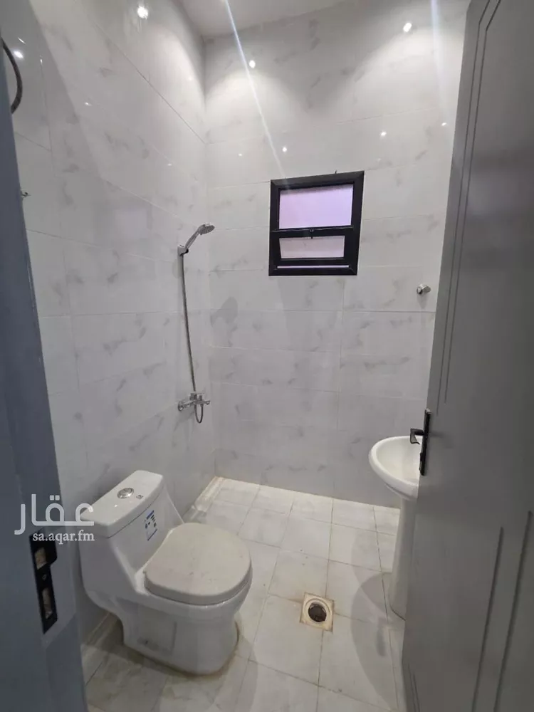 دور للبيع في شارع حمد الخطيب, حي البيان, مدينة الرياض, منطقة الرياض 10