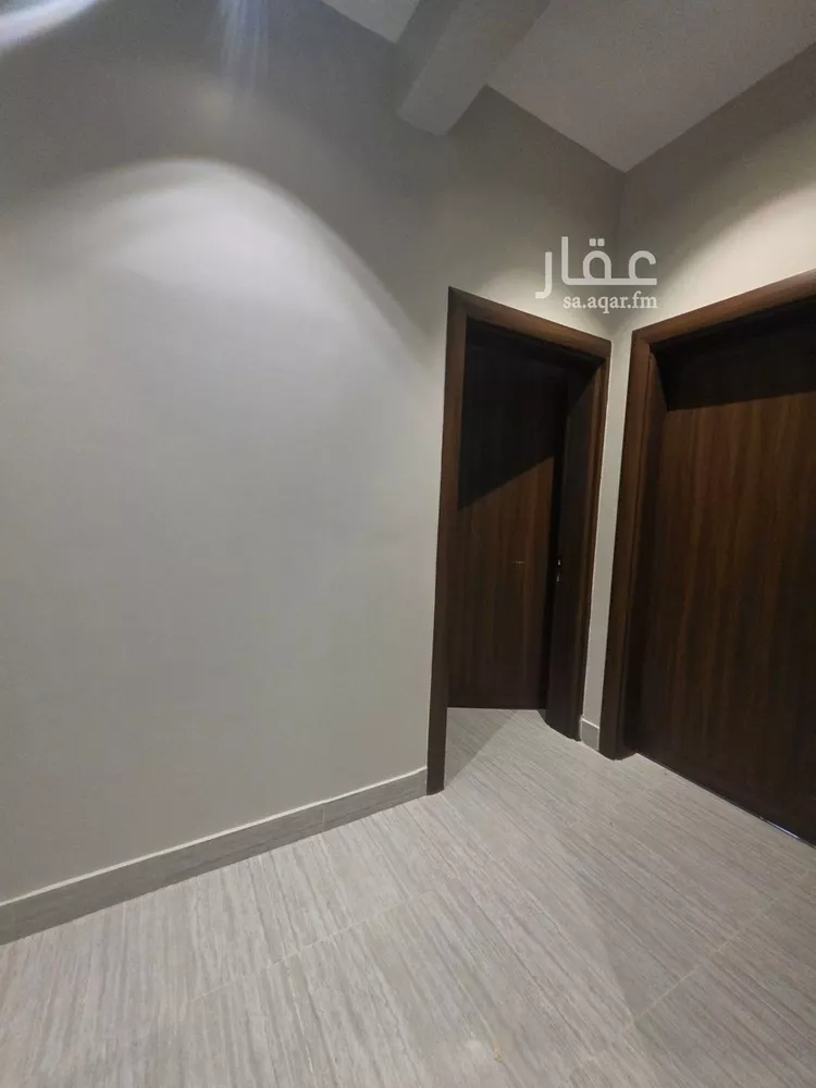 Floor for Sale in Riyadh Ash Sharq 14