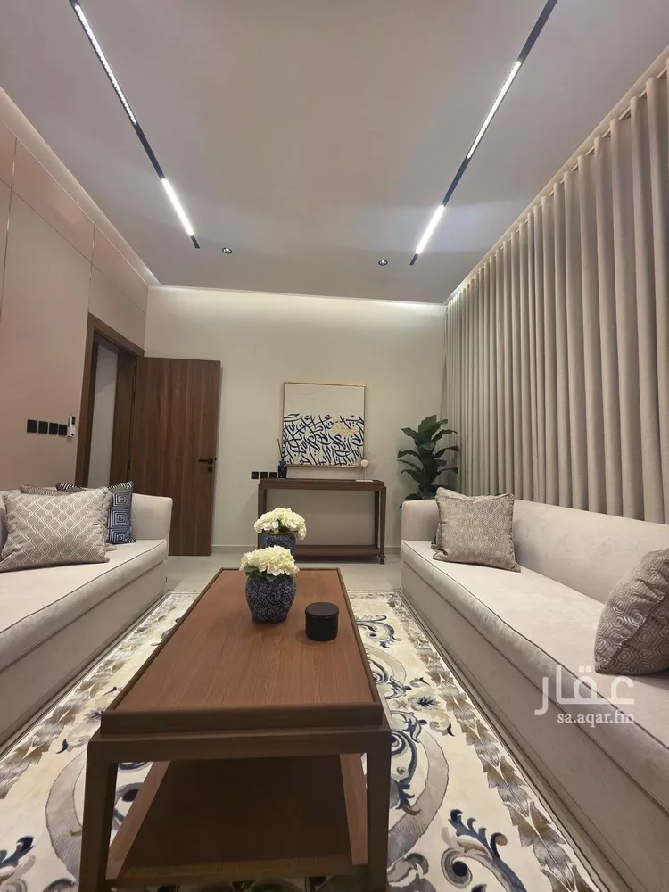 دور للبيع في شارع طريق النفود, حي عكاظ, مدينة الرياض, منطقة الرياض 38