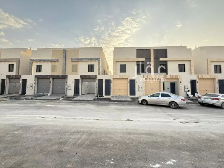 فيلا للبيع في شارع صدر الدين الشافعي, حي عكاظ, مدينة الرياض, منطقة الرياض صورة 4