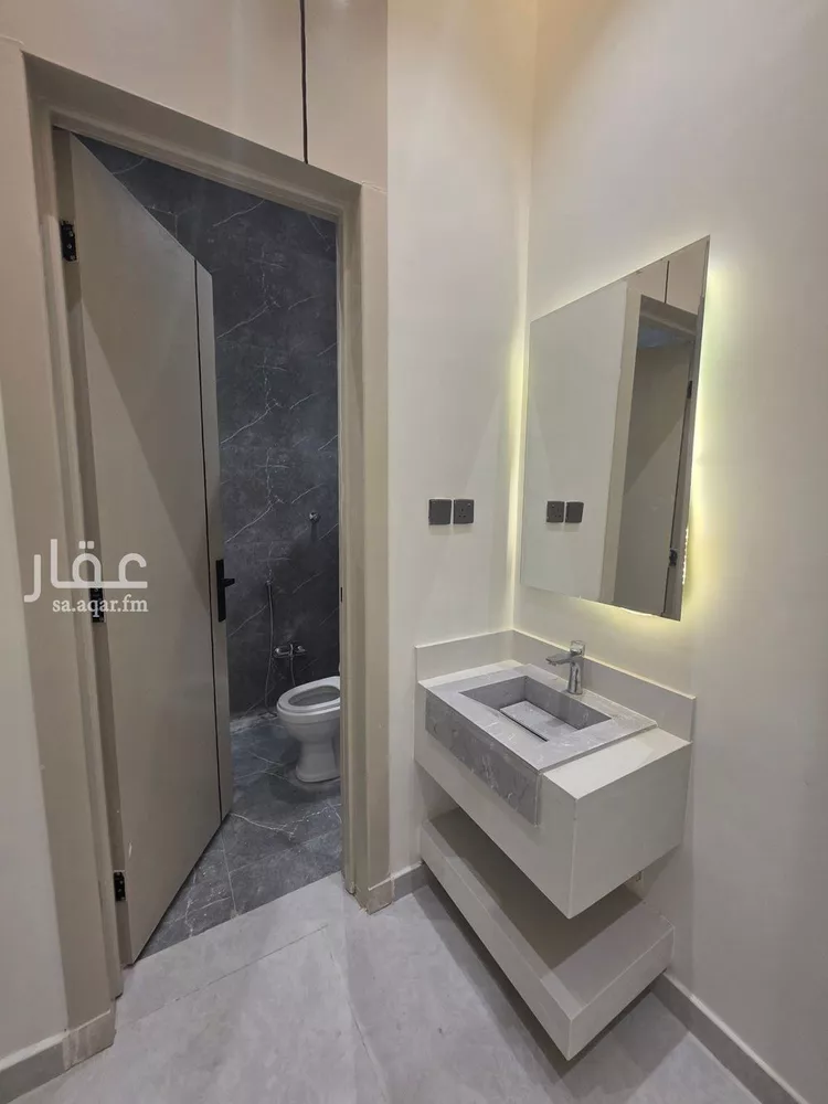 دور للبيع في شارع المحرز, حي أحد, مدينة الرياض, منطقة الرياض 14