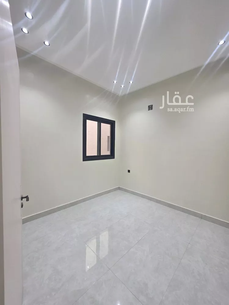 فيلا للبيع في شارع إبراهيم بن حسين, حي الرمال, مدينة الرياض, منطقة الرياض 14