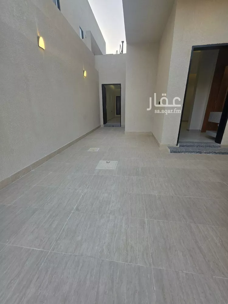 دور للبيع في شارع قرية الجدية, حي ديراب, مدينة الرياض, منطقة الرياض 12