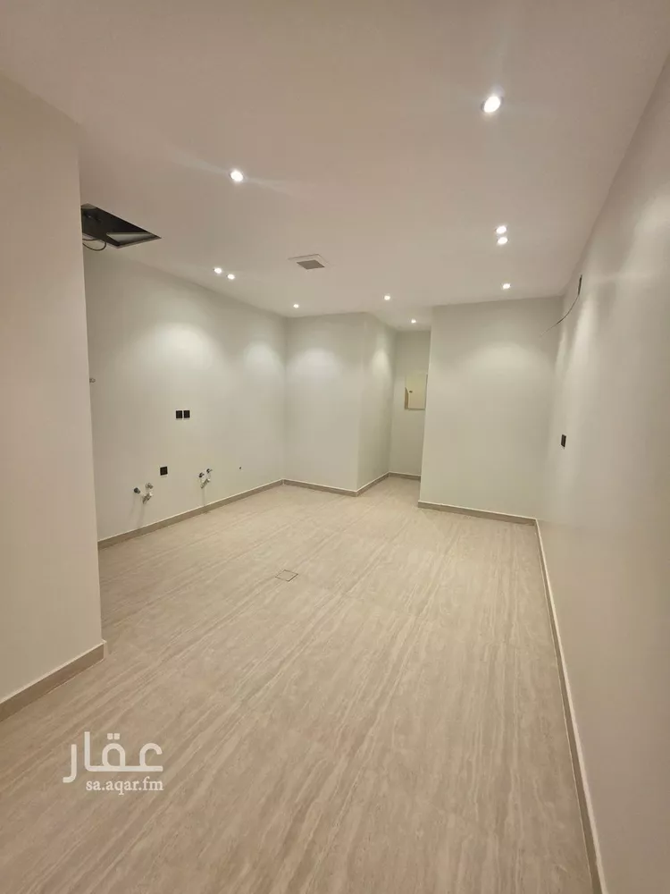 دور للبيع في شارع عبدالعزيز بن علي الزمزمي, حي طويق, مدينة الرياض, منطقة الرياض 11