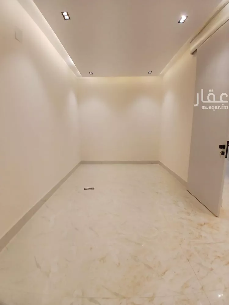 دور للبيع في شارع الصفا الملبد, حي طيبة, مدينة الرياض, منطقة الرياض 6