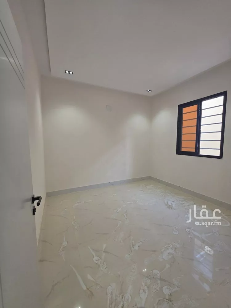 دور للبيع في شارع روضة عشيران, حي طيبة, مدينة الرياض, منطقة الرياض 7