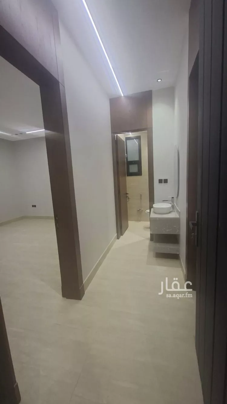 دور للبيع في شارع خالد إدريس, حي العوالي, مدينة الرياض, منطقة الرياض 17