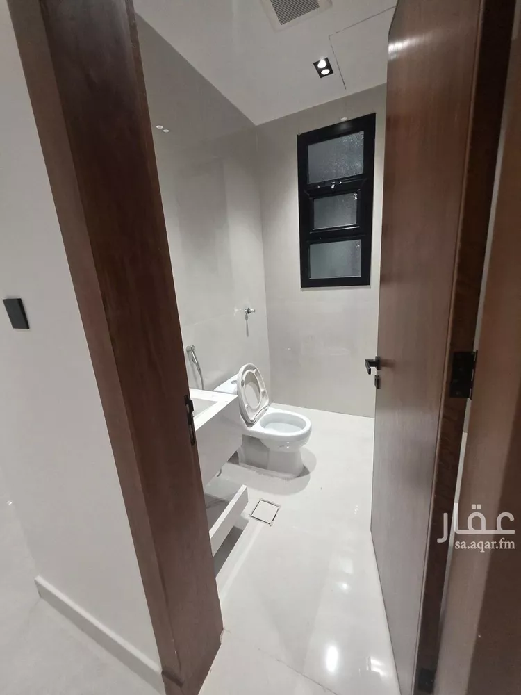 دور للبيع في شارع إسماعيل القسط, حي طويق, مدينة الرياض, منطقة الرياض 10