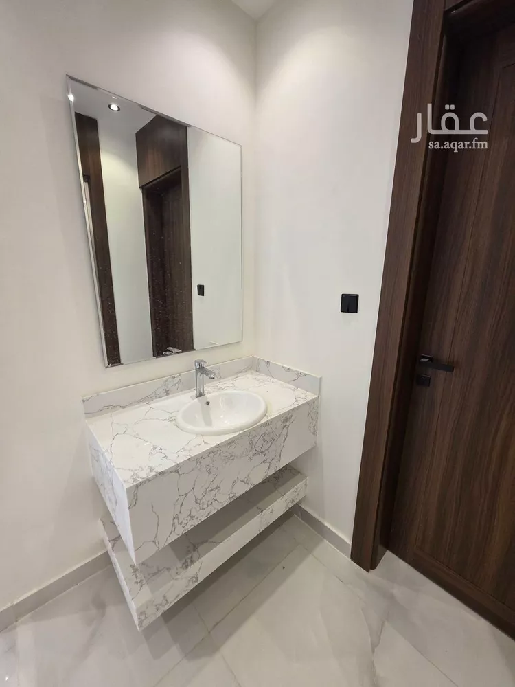 Villa for Sale in Riyadh Dhahrat Laban 25